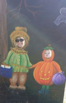 Hammin' it up at the Pumpkin Patch